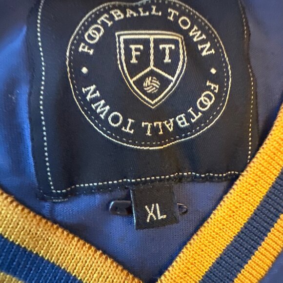 Football Town XL Mens V-Neck Shirt Navy & Yellow Cotton Blend Emilio Sansolini - Picture 2 of 6